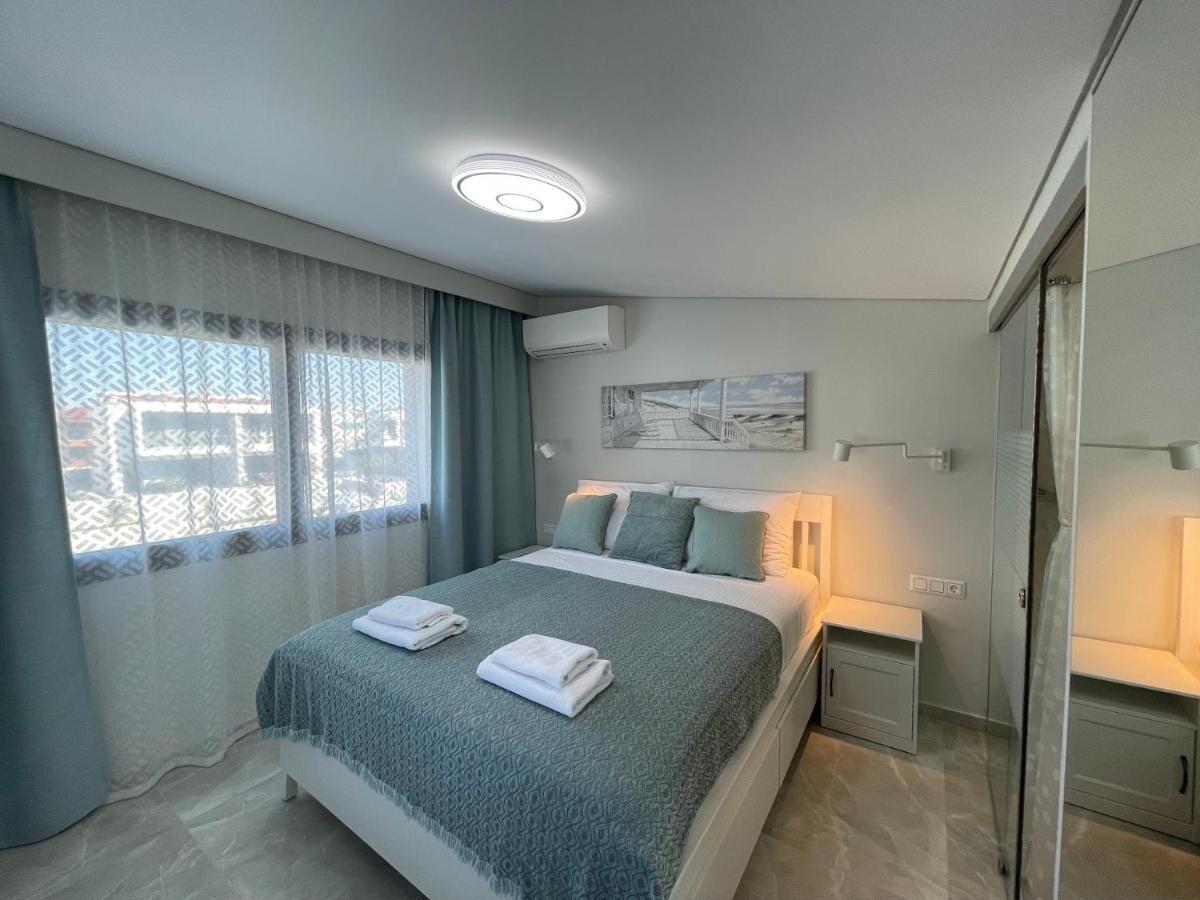 Callisto Luxury Suite Nikiti  Exterior photo